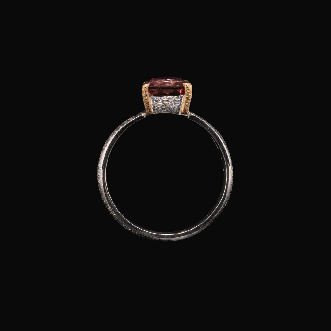 TURMALIN ROJO CUADRADO RING